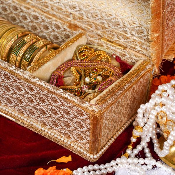 Bangles Box (White)