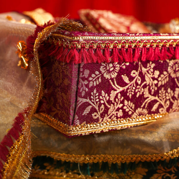 Trays with Cover