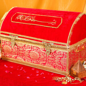 Khada Dupatta Trunk