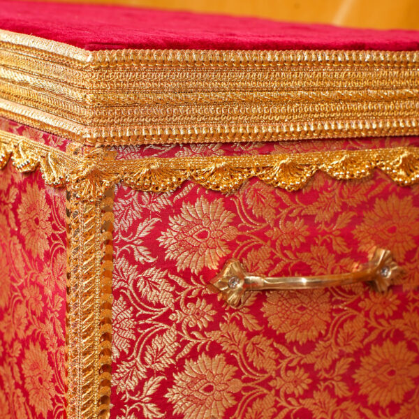 Trousseau Trunk (Red)