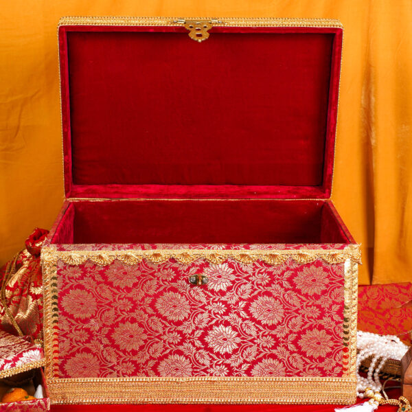 Trousseau Trunk (Red)