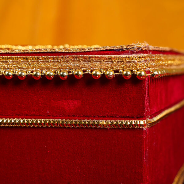 Saree Box (Velvet)
