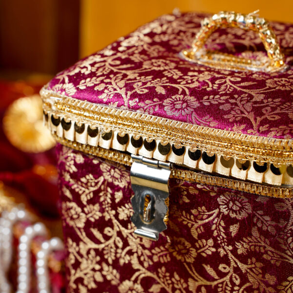 Bhaji Box (Brocade)