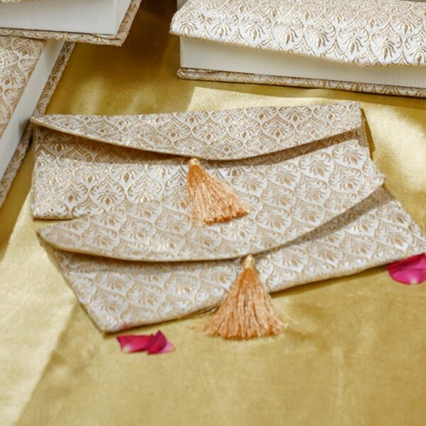 Envelopes