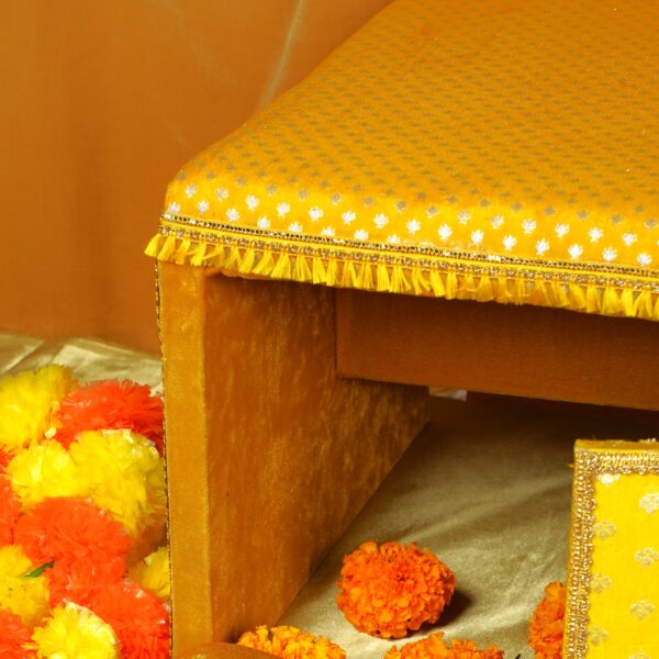 Peedi with Footrest (Haldi)